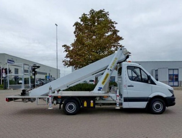Автовышка Palfinger P260B 26 м на базе Mercedes-Benz Sprinter