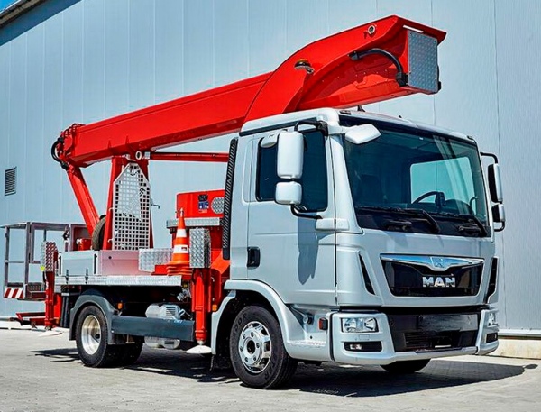 Автовышка Palfinger P300KS 30 м на базе MAN TGL