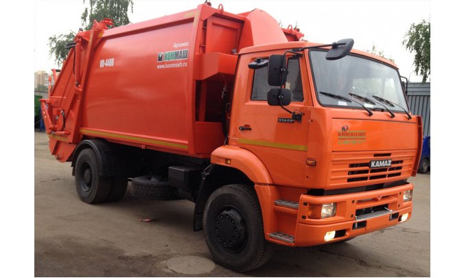 Мусоровоз КО-440В