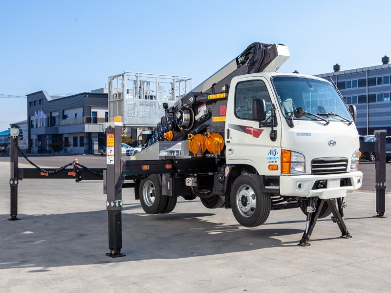 Автовышка Hansin HS250 24 м на базе Hyundai HD35